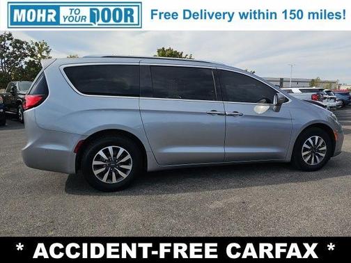 2021 Chrysler Pacifica Hybrid Touring L