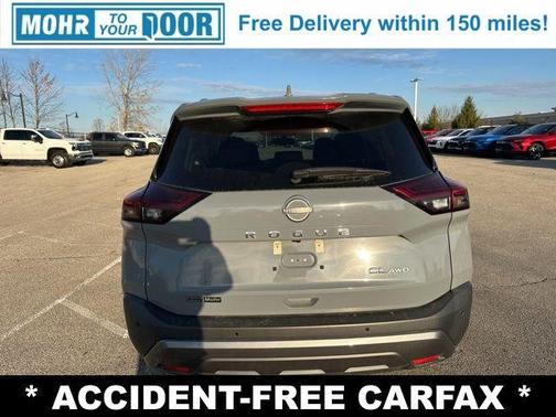 2023 Nissan Rogue SL