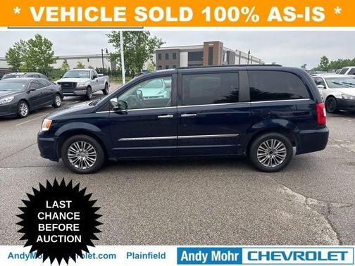2013 Chrysler Town & Country Touring-L