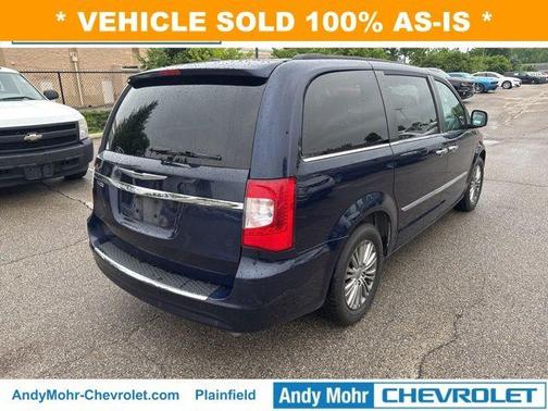 2013 Chrysler Town & Country Touring-L