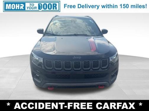 Diamond Black 2024 Jeep Compass Trailhawk