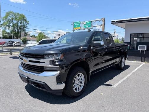 Black 2020 Chevrolet Silverado 1500 LT