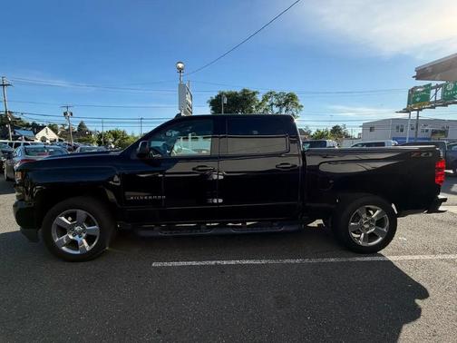 Black 2018 Chevrolet Silverado 1500 2LT