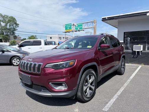 Velvet Red Pearlcoat 2019 Jeep Cherokee Limited