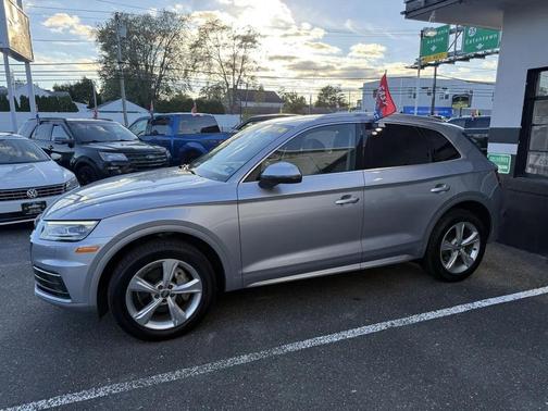 Florett Silver Metallic 2020 Audi Q5 45 Premium