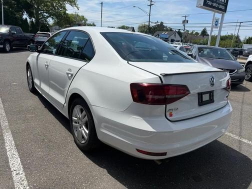 White 2018 Volkswagen Jetta 1.4T S