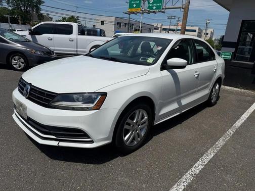 White 2018 Volkswagen Jetta 1.4T S