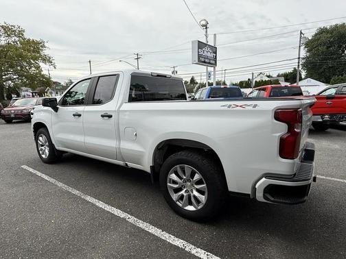 Summit White 2021 Chevrolet Silverado 1500 Custom