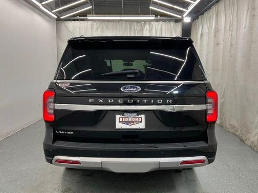 Black Metallic 2024 Ford Expedition Limited