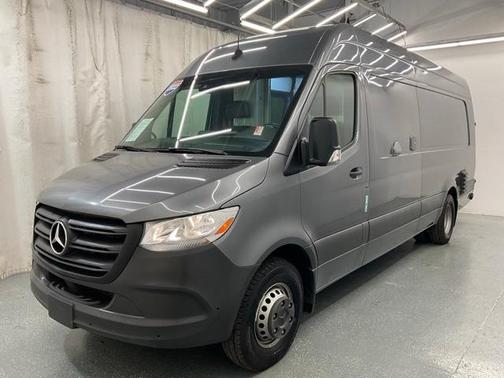 2022 Mercedes-Benz Sprinter 4500 High Roof