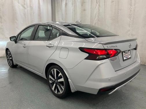 2021 Nissan Versa 1.6 SR