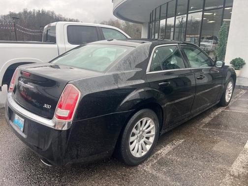 2012 Chrysler 300 Base