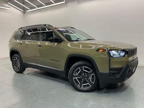 41 2026 Jeep Cherokee LAREDO/LIMITED