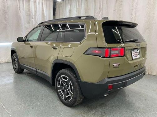41 2026 Jeep Cherokee LAREDO/LIMITED