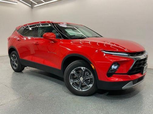 2025 Chevrolet Blazer LT