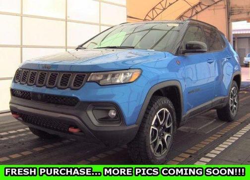 Hydro Blue Pearlcoat 2025 Jeep Compass Trailhawk