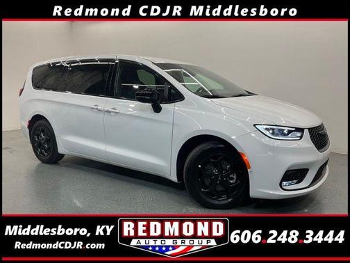 2024 Chrysler Pacifica Hybrid Select