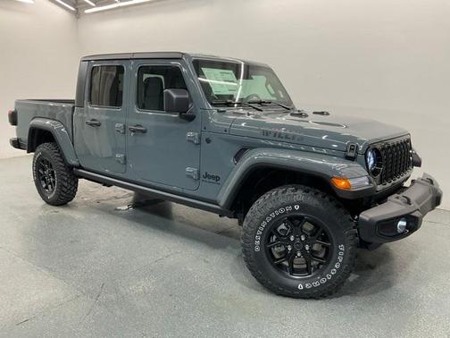 2026 Jeep Gladiator Sport