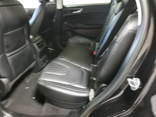 Black Metallic 2024 Ford Edge Titanium