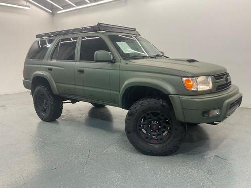 2002 Toyota 4Runner SR5