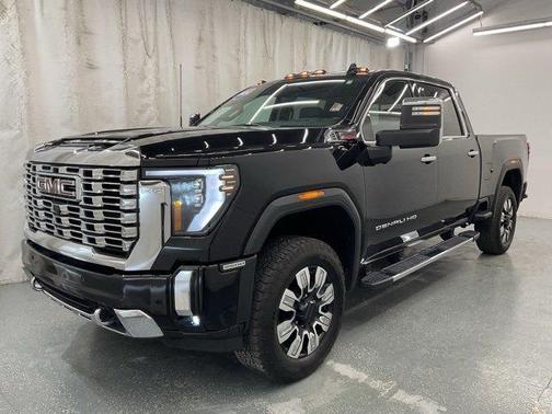 2024 GMC Sierra 2500 Denali