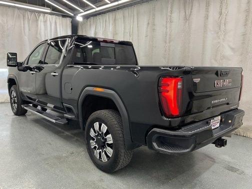 2024 GMC Sierra 2500 Denali