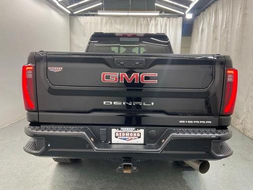 2024 GMC Sierra 2500 Denali