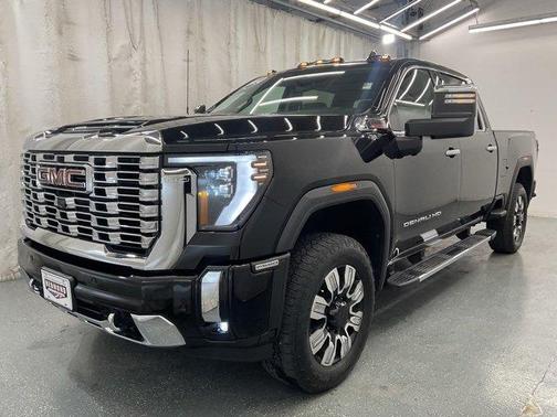 2024 GMC Sierra 2500 Denali