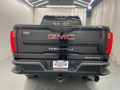 2024 GMC Sierra 2500 Denali
