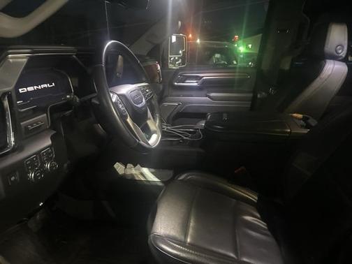 2024 GMC Sierra 2500 Denali