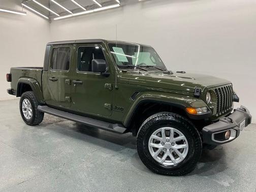 2023 Jeep Gladiator Sport