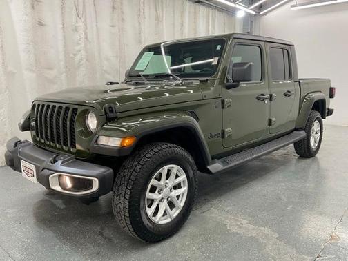 2023 Jeep Gladiator Sport