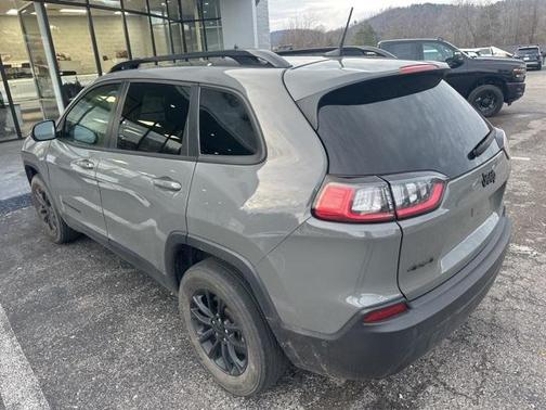 2023 Jeep Cherokee Altitude Lux