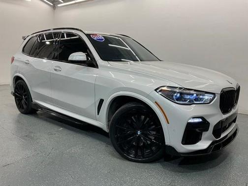2020 BMW X5 M50i