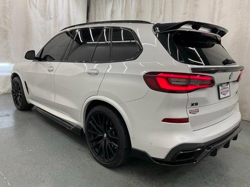 2020 BMW X5 M50i