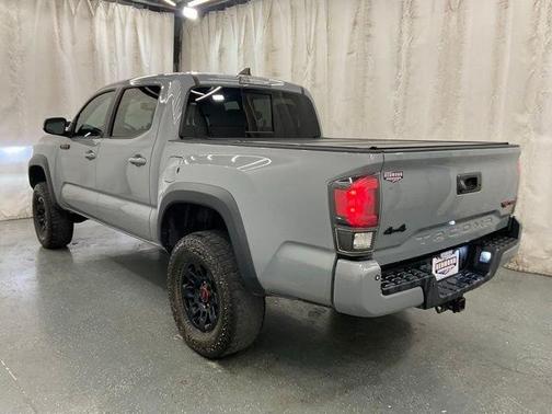 Cement 2017 Toyota Tacoma TRD Pro