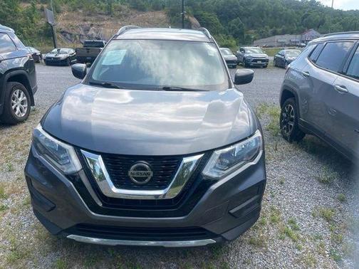 Gun Metallic 2018 Nissan Rogue SV