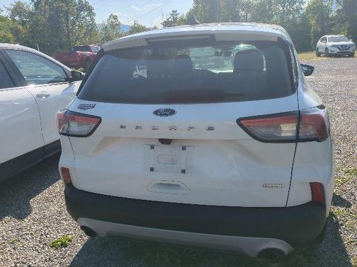 Oxford White 2020 Ford Escape S