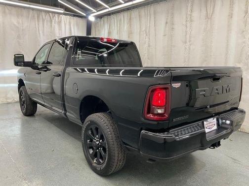 Diamond Black 2026 RAM 2500 Big Horn