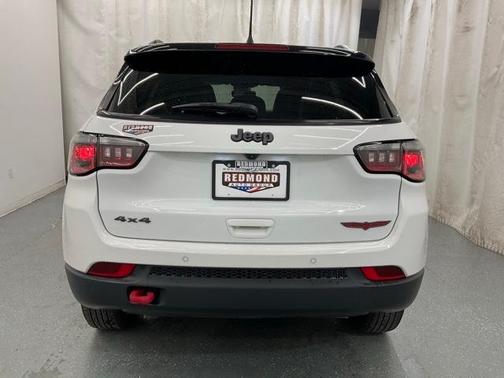 2023 Jeep Compass Trailhawk