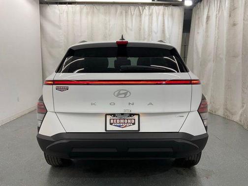 Atlas 2025 Hyundai KONA SEL