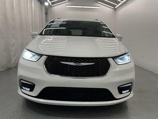 2021 Chrysler Pacifica Hybrid Touring L