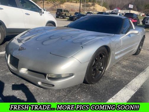 2004 Chevrolet Corvette Base