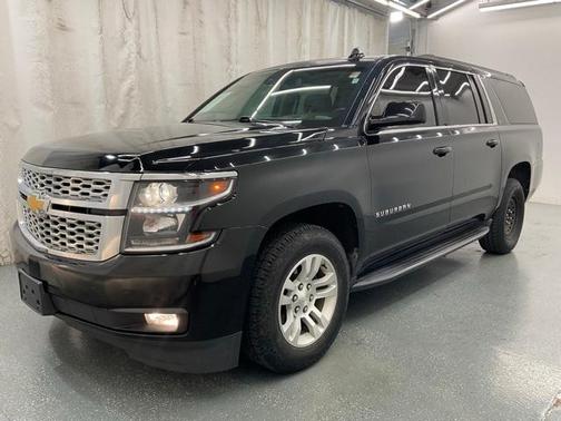 2017 Chevrolet Suburban LT
