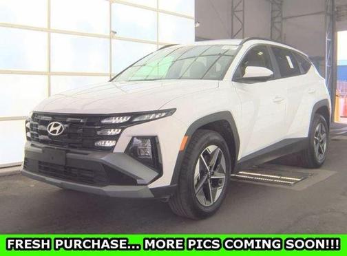 White Pearl 2025 Hyundai TUCSON SEL
