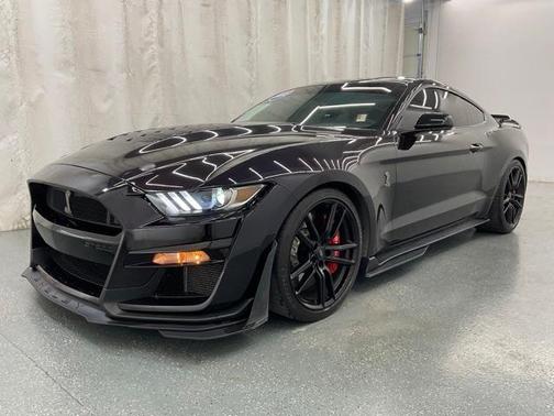 2022 Ford Shelby GT500 Base