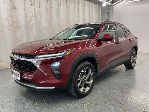Crimson Metallic 2025 Chevrolet Trax LT