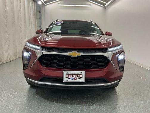 Crimson Metallic 2025 Chevrolet Trax LT