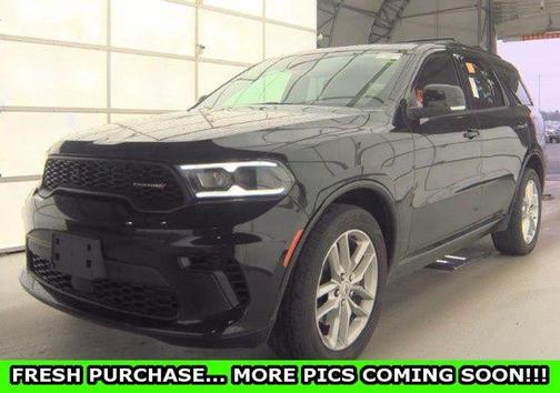DB Black Crystal Clearcoat 2025 Dodge Durango GT