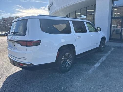 2023 Jeep Wagoneer L Series II